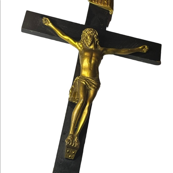 Antique Black Oak wood Victorian Heavy Brass Crucifix Religious Jesus Wall hang - Picture 15 of 16